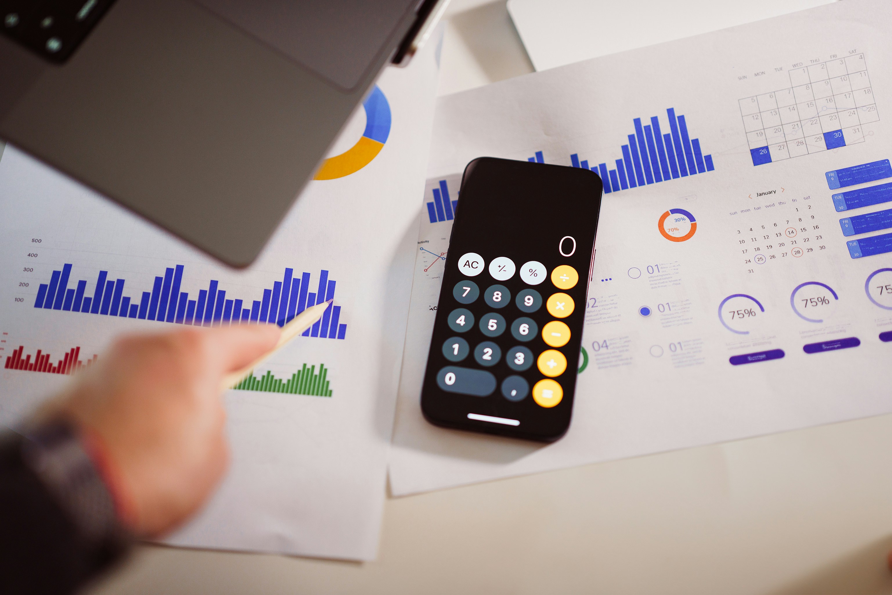 Data Analytics with SPSS